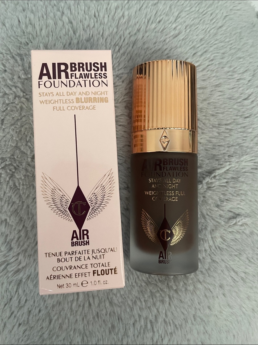 Charlotte Tilbury Airbrush Flawless Foundation - Cream/Gold